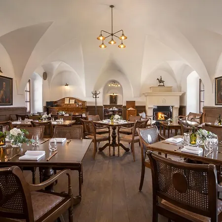 Hotel Kastiel Palffy *