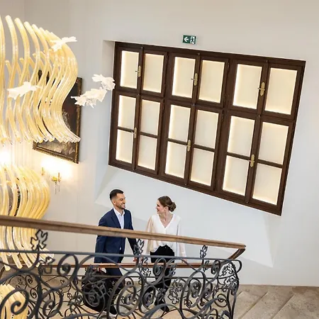 Hotell Kastiel Palffy Svätý Jur