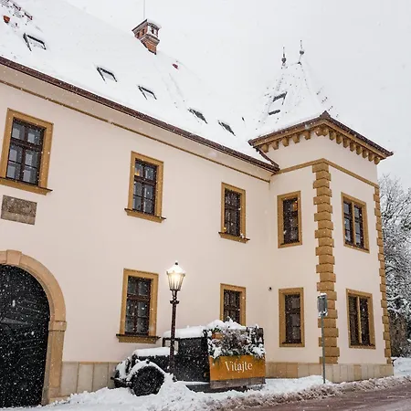 Szálloda Kastiel Palffy Svätý Jur